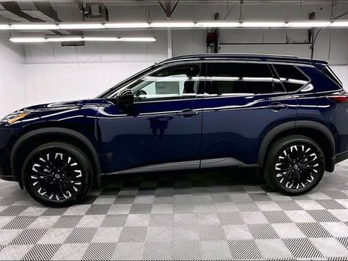 New 2026 Nissan Rogue SV FWD image 18