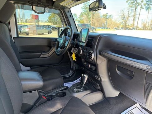 Used 2016 Jeep Wrangler Sport w/ Quick Order Package 24S image 14