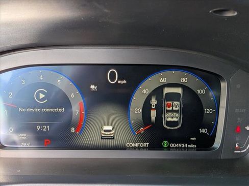 Used 2025 Acura ADX A-Spec image 11