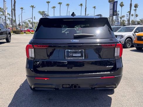 Certified 2025 Ford Explorer ST-Line w/ ST-Line Street Pack AWD/4WD image 11