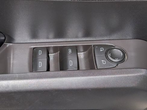 Used 2023 GMC Canyon Elevation w/ Convenience Package AWD/4WD image 10
