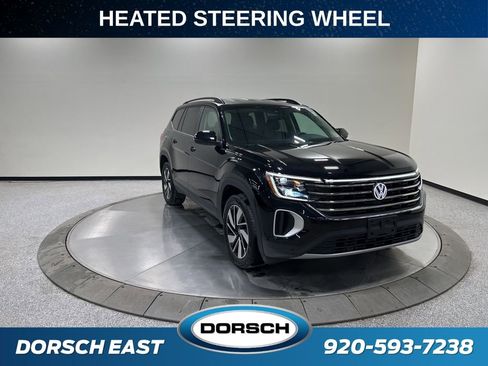 Used 2025 Volkswagen Atlas SE AWD/4WD image 3