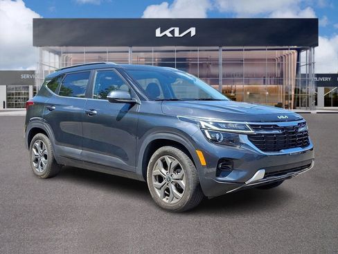 Certified 2024 Kia Seltos S FWD image 1
