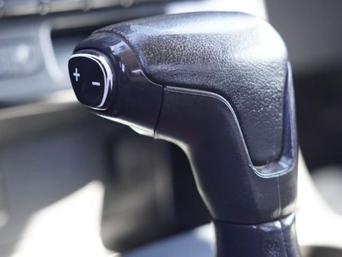 Used 2019 Chevrolet Colorado Z71 image 32