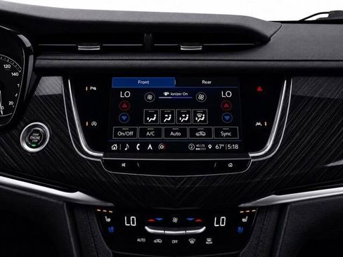 Used 2023 Cadillac XT6 Premium Luxury AWD/4WD image 40