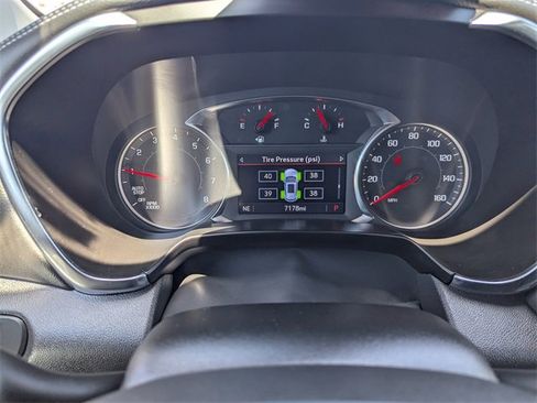 Used 2025 Chevrolet Blazer LT image 30