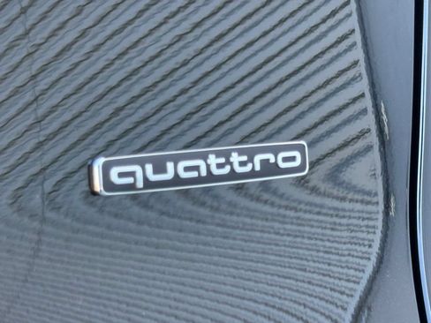 Used 2025 Audi Q5 Premium w/ Convenience Package AWD/4WD image 61
