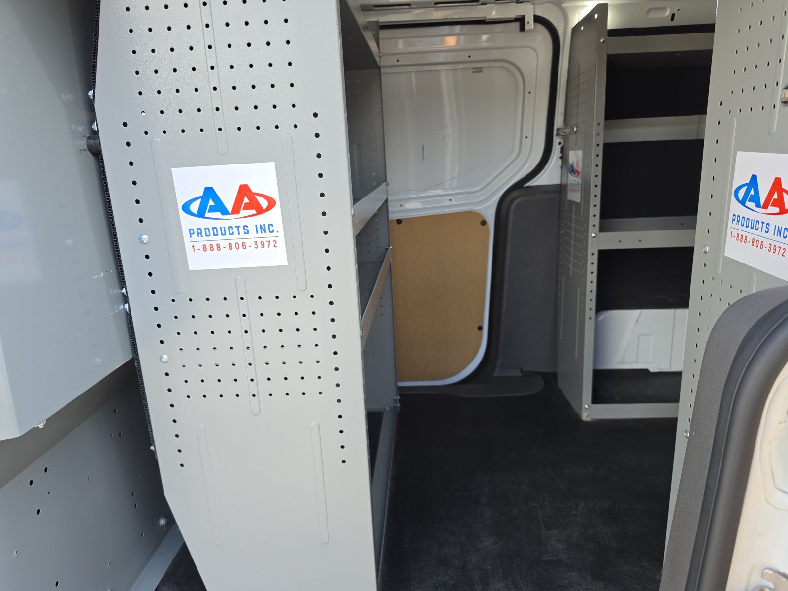 Used 2020 Ford Transit Connect XL FWD image 12