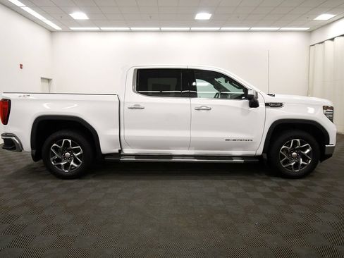 Used 2025 GMC Sierra 1500 SLT w/ SLT Premium Plus Package AWD/4WD image 9