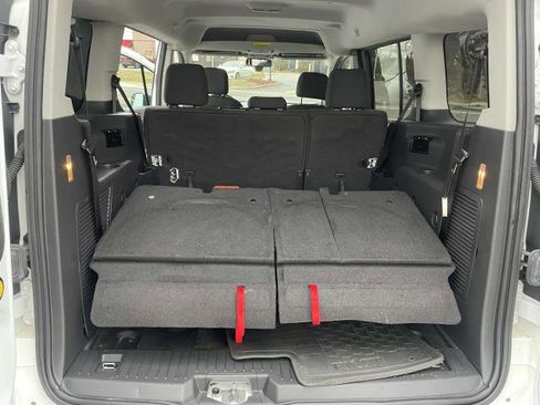 Used 2017 Ford Transit Connect XLT FWD image 40