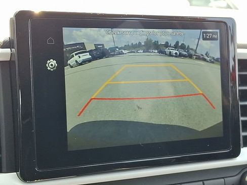 New 2025 Hyundai Venue Limited image 18