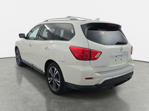 Used 2020 Nissan Pathfinder Platinum image 7