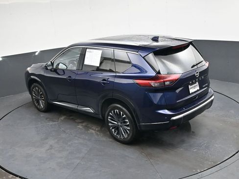 Used 2024 Nissan Rogue Platinum w/ Platinum Premium Package image 33