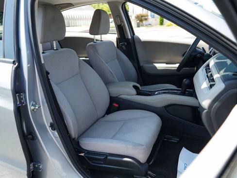 Used 2018 Honda HR-V EX image 13