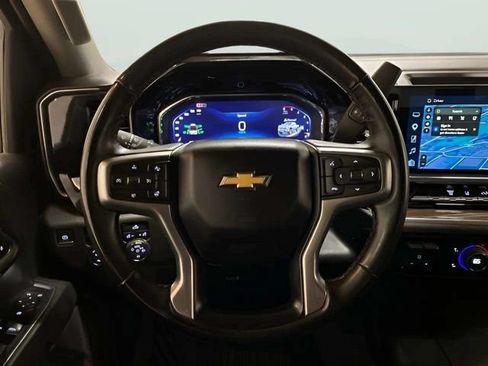 Used 2025 Chevrolet Silverado 2500 LT AWD/4WD image 10