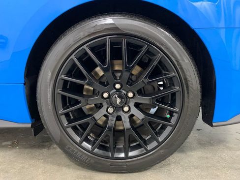 Used 2022 Ford Mustang GT Premium w/ GT Performance Package RWD image 4