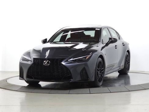 Used 2024 Lexus IS 500 RWD image 4