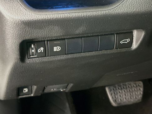 Used 2020 Toyota RAV4 XSE image 17