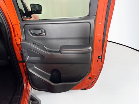 Used 2025 Nissan Frontier Pro-X w/ Pro Convenience Package image 28