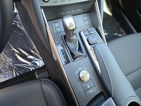 Used 2020 Lexus IS 300 w/ Navigation Package RWD image 31