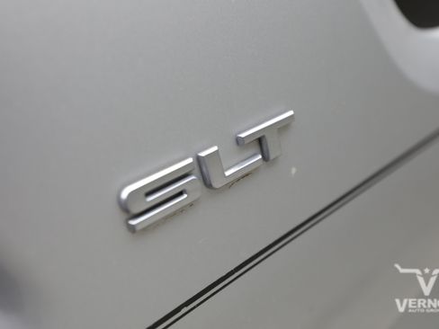 Used 2016 GMC Acadia SLT FWD image 11