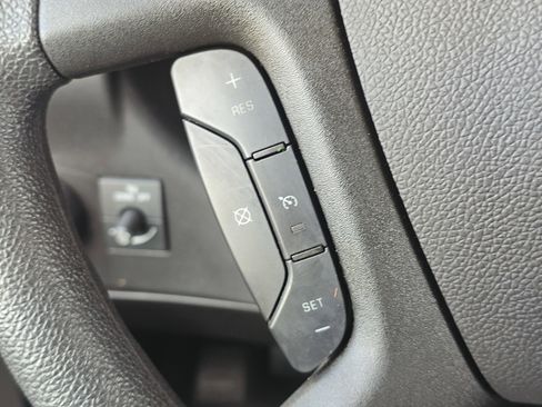 Used 2024 GMC Savana 2500 RWD 2500 135 w/ Driver Convenience Package image 18