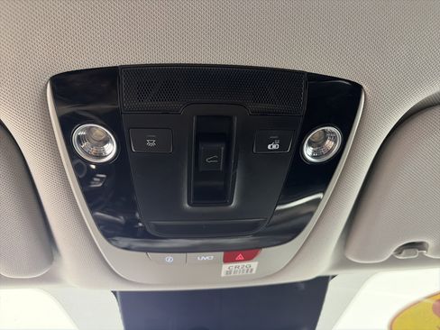 Certified 2022 Kia Sorento EX w/ Panoramic Sunroof Package image 41