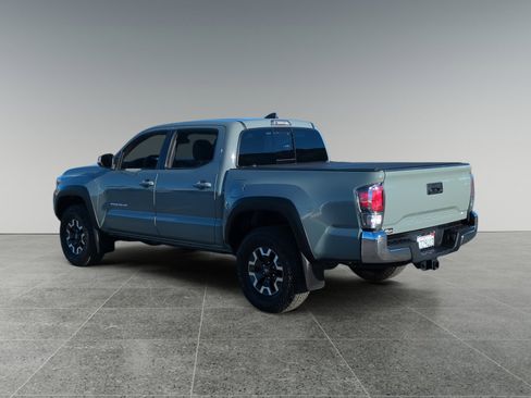Used 2023 Toyota Tacoma image 3