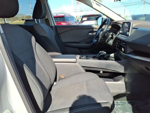 Certified 2023 Nissan Rogue SV AWD/4WD image 9