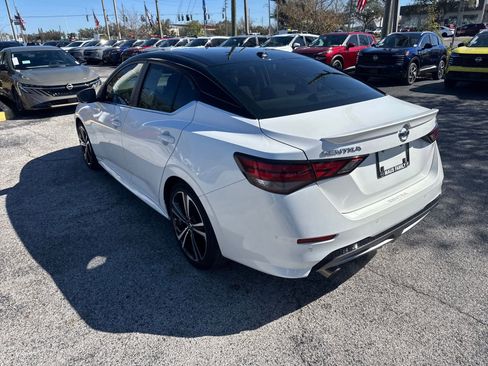 Used 2021 Nissan Sentra SR image 8
