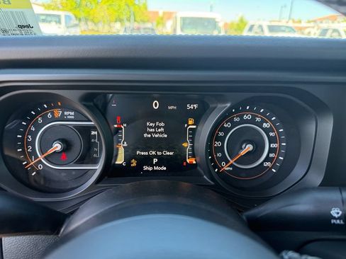 New 2026 Jeep Gladiator Rubicon AWD/4WD image 17