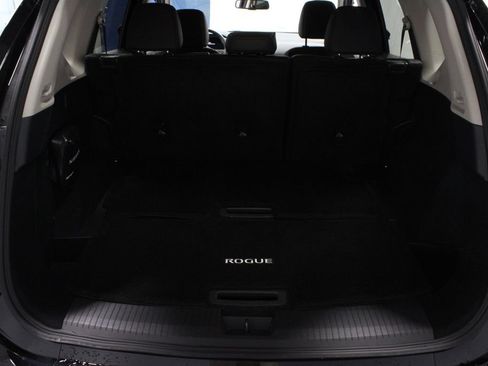 Used 2024 Nissan Rogue SL AWD/4WD image 18
