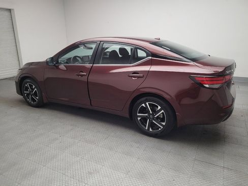 Used 2025 Nissan Sentra SV image 3