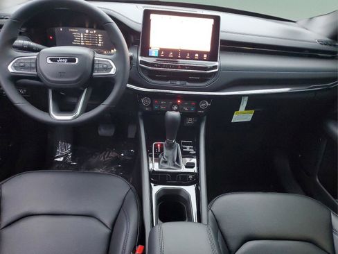 New 2026 Jeep Compass Limited w/ Sun, Sound & Navigation Group AWD/4WD image 11