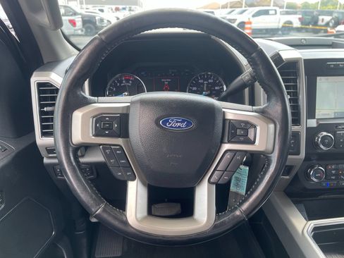 Used 2021 Ford F250 Lariat w/ Lariat Value Package AWD/4WD image 24