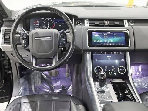 Used 2019 Land Rover Range Rover Sport HSE image 12