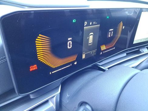 New 2026 Kia Carnival image 8