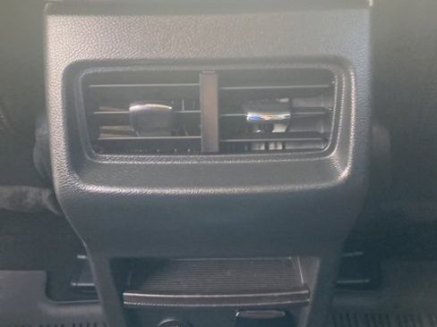 Used 2022 Ford Edge SEL w/ Convenience Package image 40