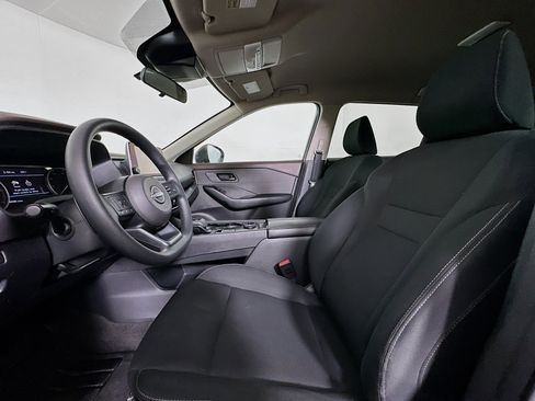 Used 2023 Nissan Rogue S AWD/4WD image 13