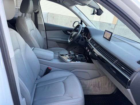 Used 2018 Audi Q7 3.0T Premium Plus w/ Premium Plus Package AWD/4WD image 33