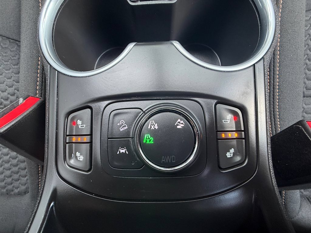 Used 2020 GMC Terrain SLE w/ Driver Convenience Package AWD/4WD image 32