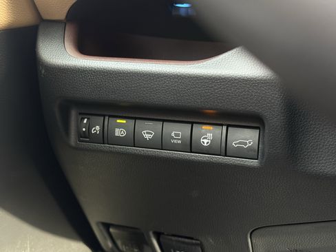 Used 2022 Toyota RAV4 Limited image 26