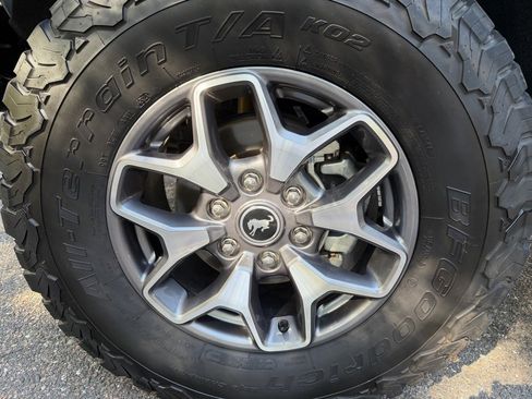 Used 2021 Ford Bronco Badlands image 26