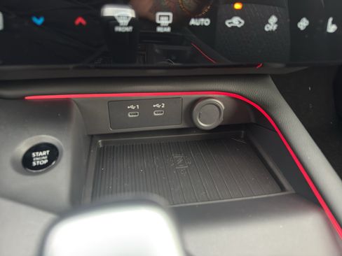 New 2026 Nissan Sentra SV w/ SV Convenience Package FWD image 19