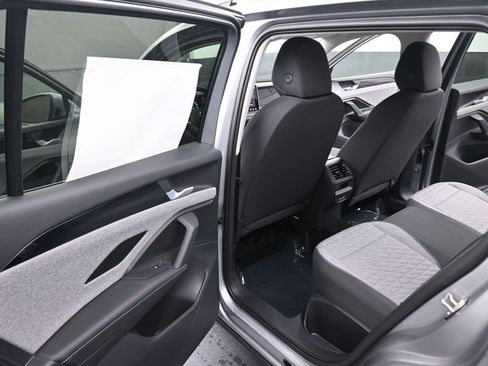 New 2026 Volkswagen Tiguan S image 39