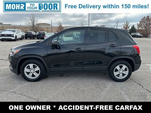 Used 2020 Chevrolet Trax LS w/ Tint and Cruise Package image 4