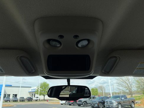 Used 2006 Chevrolet Silverado 3500 2WD Crew Cab image 17