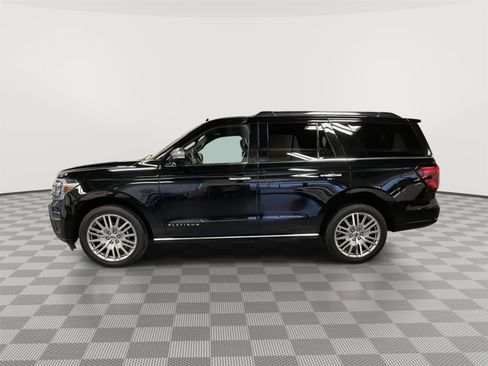 Certified 2023 Ford Expedition Platinum AWD/4WD image 2