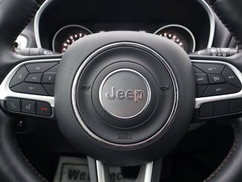 Used 2017 Jeep Compass Latitude w/ Popular Equipment Group image 17