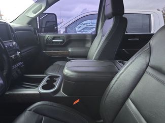 Used 2023 GMC Sierra 2500 Denali w/ Denali Ultimate Package AWD/4WD video 5